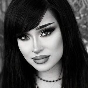 Meet your Posher, Kateri